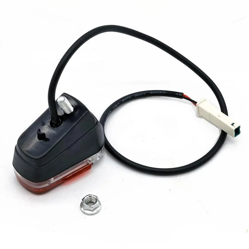 Feu arrière pour garde-boue 5-12V Max G30D / E
