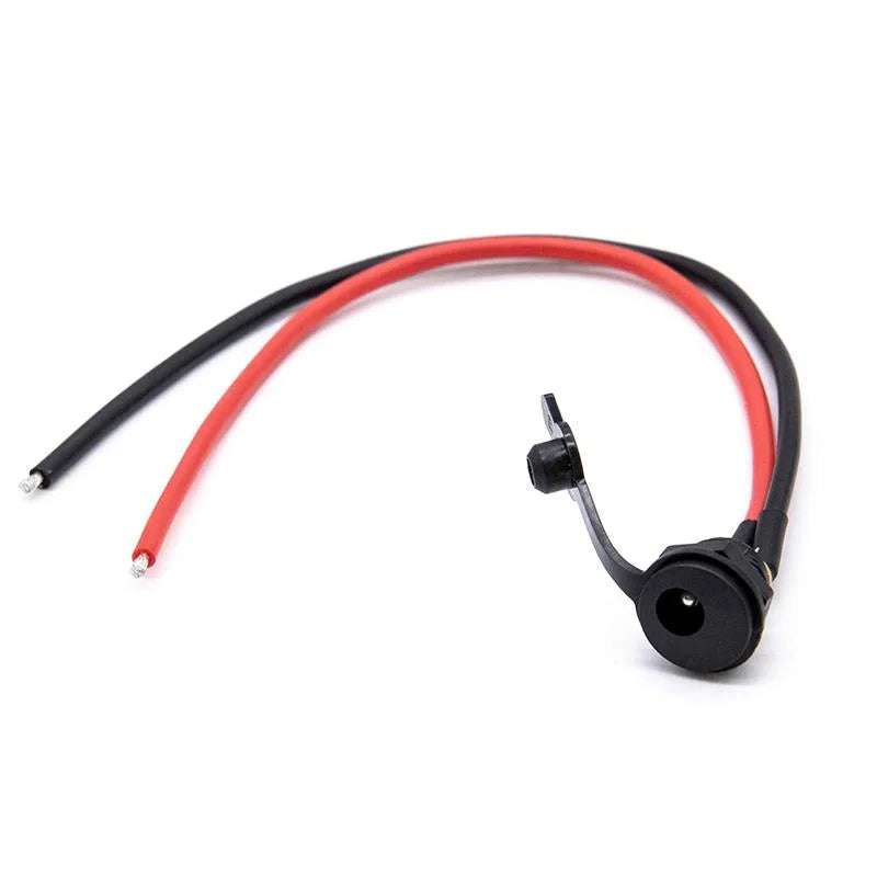 Port de charge DC 5,5x2,5mm