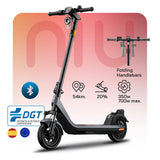 Trottinette électrique NIU KQi 200P ES-GY grise vue de profil, avec cadre robuste, grandes roues, éclairage LED et design urbain élégant.