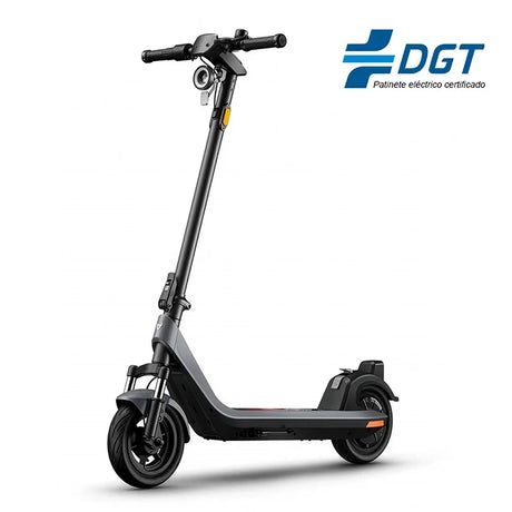 Trottinette électrique NIU KQi 200P ES-GY grise avec plateforme spacieuse, pneus confortables, guidon ergonomique et design moderne pour la mobilité urbaine.
