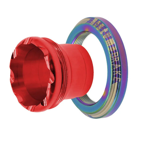 Vue détaillée du top block de protection de roue EWTB-005 rouge pour trottinette électrique, conçu pour protéger efficacement la roue et offrir une finition durable.