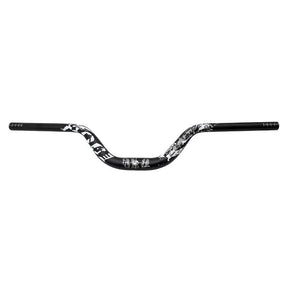 Guidon noir de 720 mm avec élévation de 90 mm, conçu pour vélo et VTT, offrant une position de conduite confortable et un meilleur contrôle.