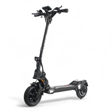 Trottinette électrique Dualtron Togo Max 60V 16Ah avec design compact, moteur performant, suspension confortable et éclairage LED pour les déplacements urbains.
