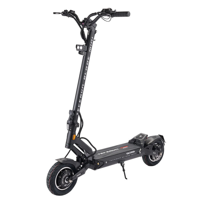 Trottinette électrique Teverun Blade Mini Ultra 60V 27Ah avec double moteur puissant, roues 11 pouces, suspensions performantes et grande autonomie.
