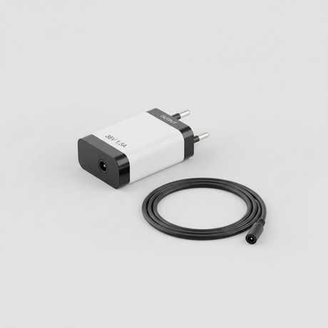Chargeur AUS - 36v 1,5A, vue principale de face, accessoire et composant d'origine compatible PURE pour véhicule de mobilité urbaine.
