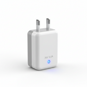 Chargeur britannique - 36 V 2,0 A, vue principale de face, accessoire et composant d'origine compatible PURE pour véhicule de mobilité urbaine.