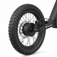Ensemble moteur de roue arrière 350 W avec pneu tout-terrain, vue principale de face, accessoire et composant d'origine compatible PURE pour véhicule de mobilité urbaine.