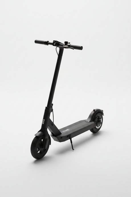 PURE Advance Noir, vue principale de face, accessoire et composant d'origine compatible PURE pour véhicule de mobilité urbaine.
